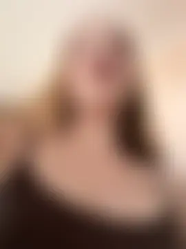 Phòng Chat Trực Tiếp MilaMoone