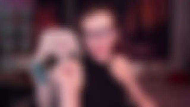 CathyAdams 실시간 채팅방