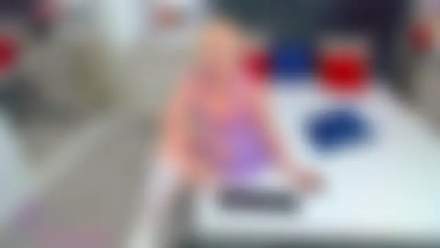 Živá chatovací místnost SuzzySun