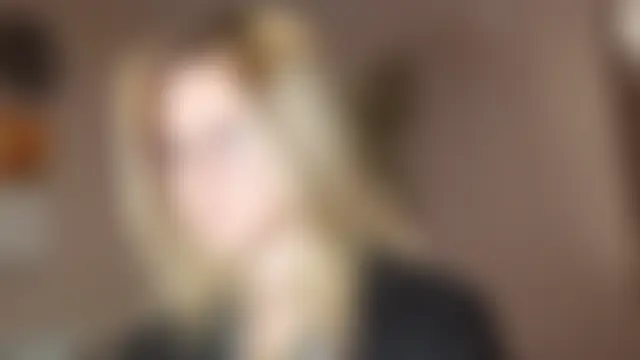 RunawayBr1de's Live Sex Cam Show