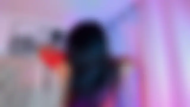 KimberlyFox_t Adlı Modelin Canlı Sohbet Odası