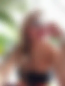 غرفة دردشة DIANITA_1988 المباشرة