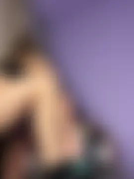 emiss_'s Live Sex Cam Show