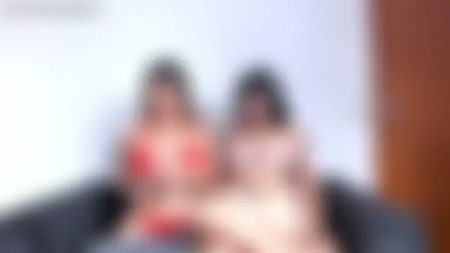 Lesbiianbarbiie élő chatszobája