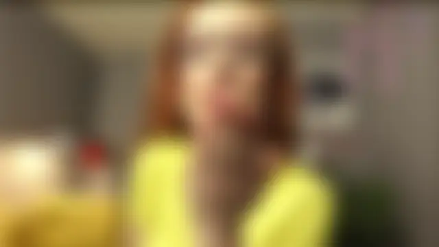 Megany: απευθείας σέξι σόου στην κάμερα