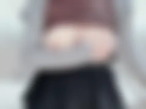 عرض كام Bella_Babi الجنسي المباشر