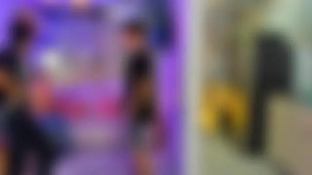 Houseofwarrios: απευθείας σέξι σόου στην κάμερα