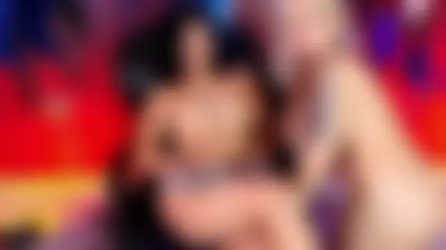 عرض كام Mrcharlottte_queen_bdsm الجنسي المباشر