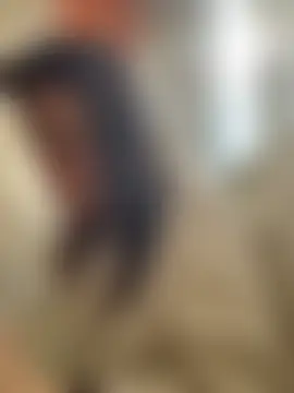 Almmaxxxx: απευθείας σέξι σόου στην κάμερα