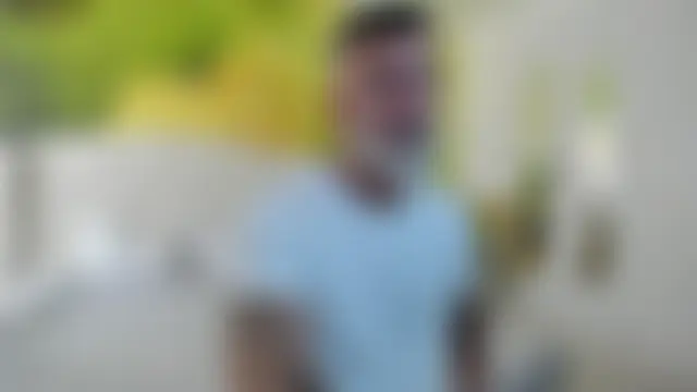 BlowMyXXL live-chat rom