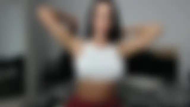 Layla23a Adlı Modelin Canlı Sohbet Odası