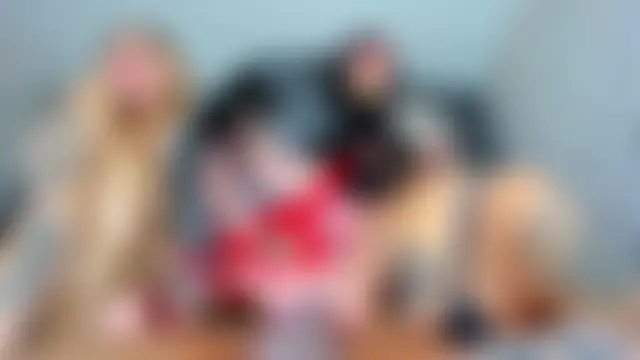 عرض كام Savage_Room_X الجنسي المباشر