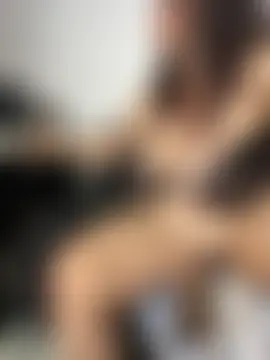 lucihornymilf live sex-cam show