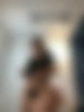 Tayler_Kim Adlı Modelin Canlı Sohbet Odası