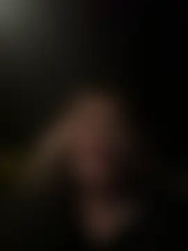 AnikaSunshine Adlı Modelin Canlı Sohbet Odası