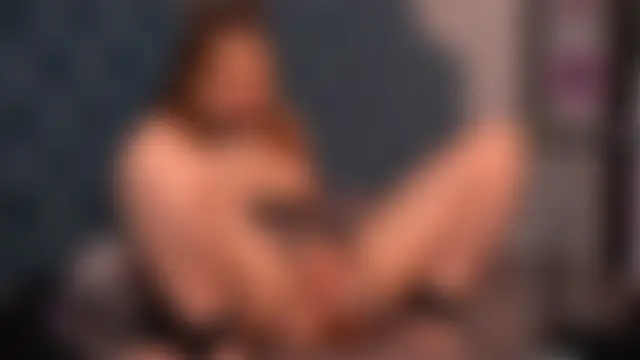 Shiny_Lily Adlı Modelin Canlı Sohbet Odası