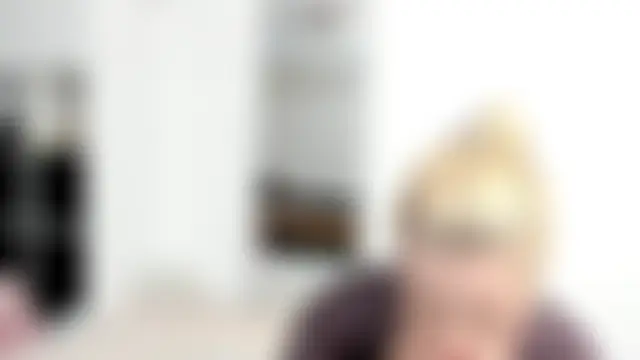 KenzieDawton Adlı Modelin Canlı Sohbet Odası