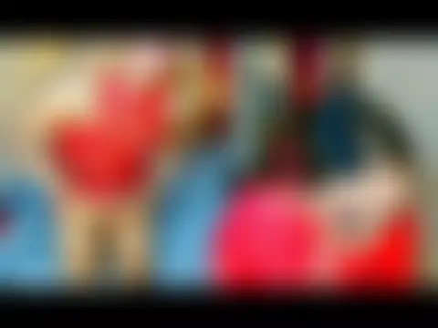 Seks show uživo modela Phenomenal_Shemale na kameri