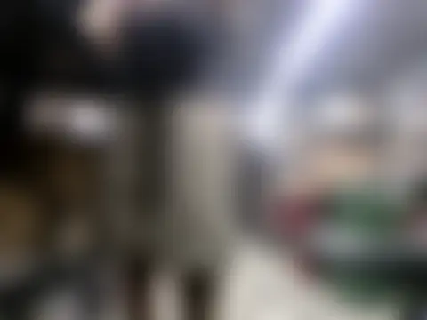 BustedCall 现场性爱视讯表演