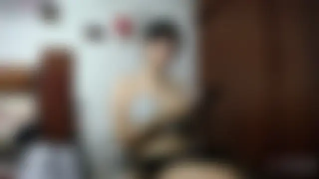 Chat soba uživo modela Moon_lunita