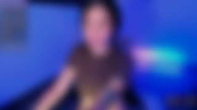 Nina-monroe 现场聊天室