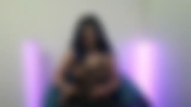 AlanaMilani_'s Live Chat Room