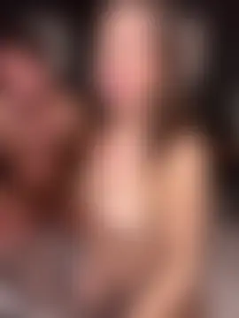 ThirstygirlCeCe 现场性爱视讯表演