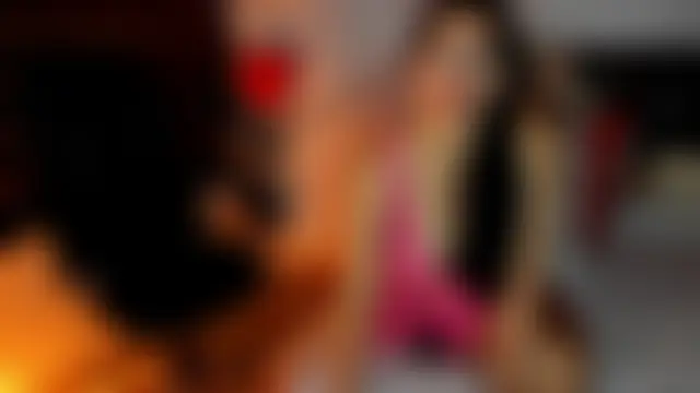 Ariella_tits 现场聊天室