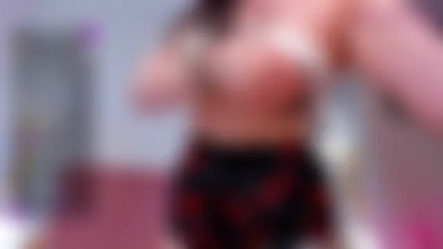 Mayzzie élő chatszobája