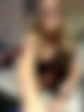 HotWifeLyn68 – Naživo chatovacia miestnosť