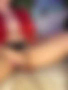 Alice_surprise live sex-cam show