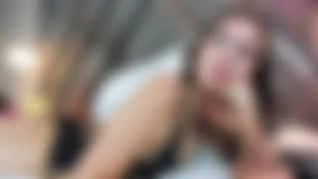 Ivonne_Millerr 现场聊天室