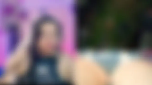 Chat soba uživo modela crystal7u7