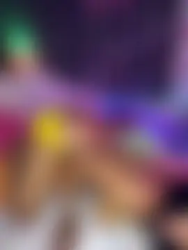 Chat soba uživo modela AlisonHoot69