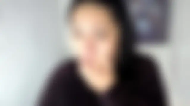 Chat soba uživo modela JULIANAWET69