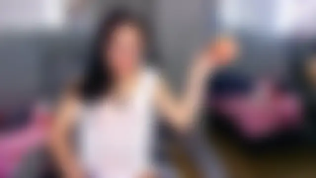 Vanessa_7_ – Naživo chatovacia miestnosť