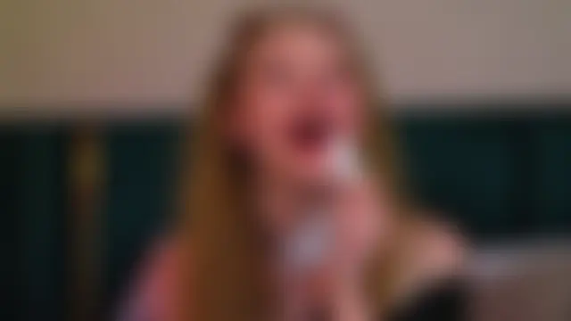 Sala de chat en directo de AgataFoxley