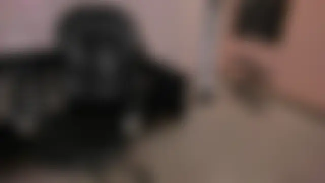 Chat soba uživo modela LizzHamilton__