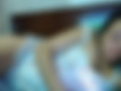 Pokój czatu na żywo – Laura_martin_