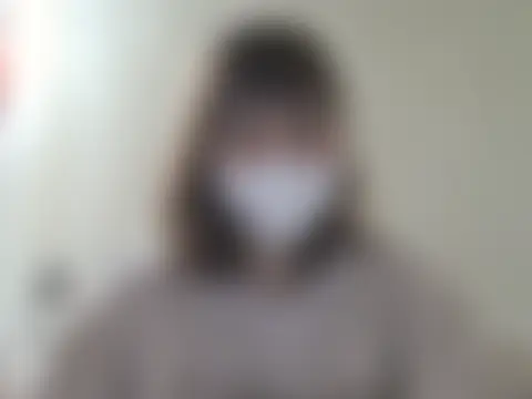 Pokój czatu na żywo – Angela-Eira