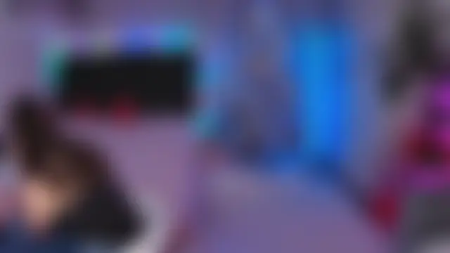 Phòng Chat Trực Tiếp Vivian_Wee