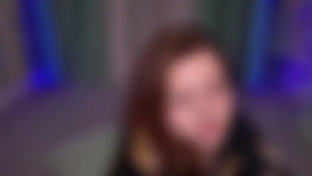 Evahadson: απευθείας σέξι σόου στην κάμερα