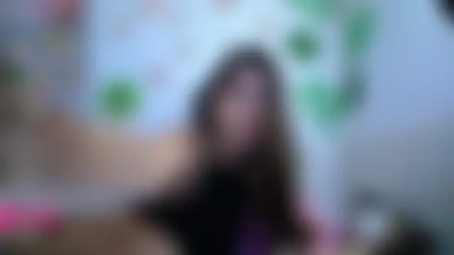 emily_cooper_t Adlı Modelin Canlı Sohbet Odası