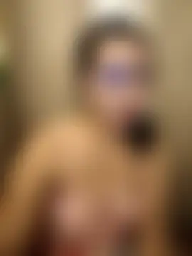 Kissy07 Adlı Modelin Canlı Sohbet Odası