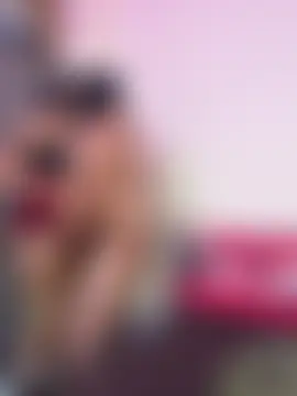 Pertunjukan Kamera Web item_GirI