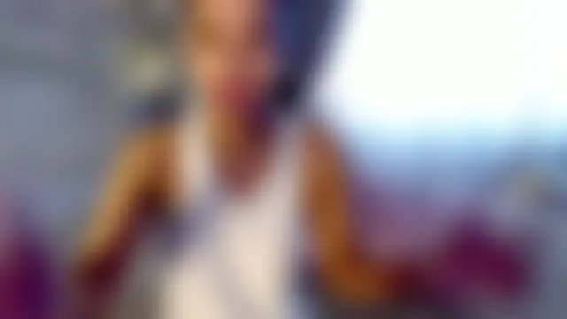 Iam_Luna Adlı Modelin Canlı Sohbet Odası