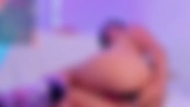 NayeCloud Adlı Modelin Canlı Sohbet Odası