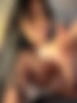 bella__honey élő chatszobája