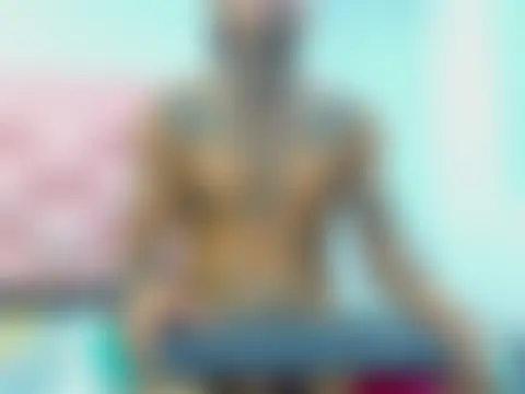 Hot_Latino_x Adlı Modelin Canlı Sohbet Odası