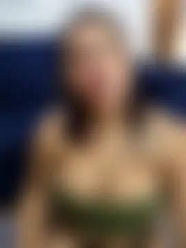 LizzRousen Live chat-huone